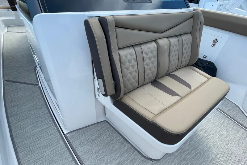 Slide: The Image of Monterey Elite 30 OB cockpit seating layout - 8