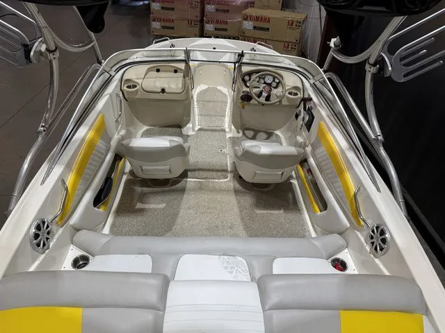 Slide: The Image of Glastron 205 2007 - 10