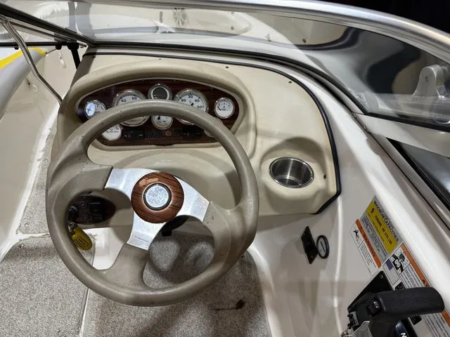 Slide: The Image of Glastron 205 2007 - 14