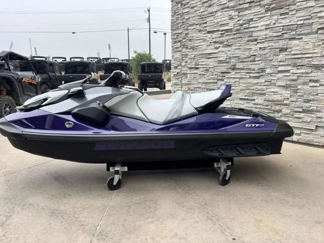 Slide: The Image of Sea-Doo GTI 2025 - 4