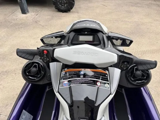 Slide: The Image of Sea-Doo GTI 2025 - 9