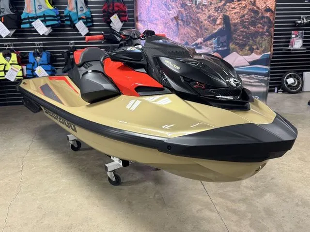 The Image of Sea-Doo RXP-X 325 2025 - 1