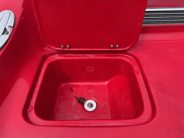 Slide: The Image of Crownline Boats 202 2002 - 11