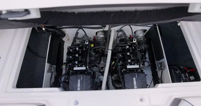 Slide: The Image of Yamaha AR220 2024 - 15