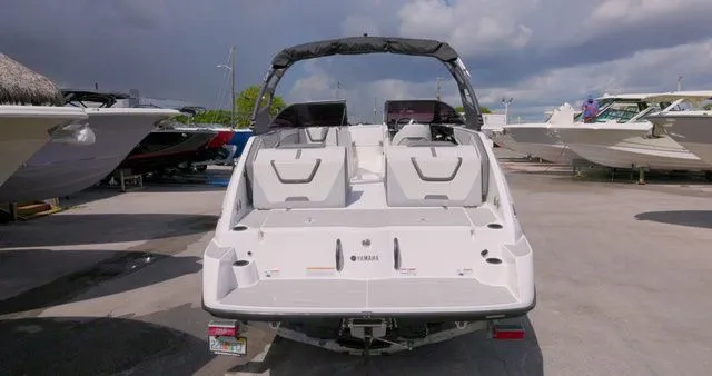 Slide: The Image of Yamaha AR220 2024 - 3