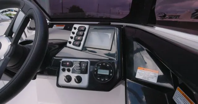 Slide: The Image of Yamaha AR220 2024 - 8