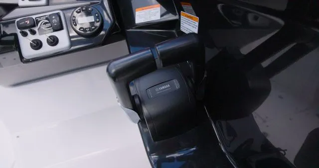 Slide: The Image of Yamaha AR220 2024 - 9