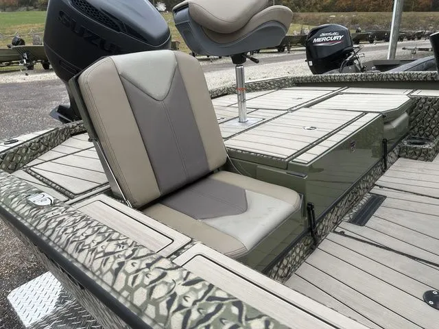 Slide: The Image of Vexus ACX 2210 2025 - 5