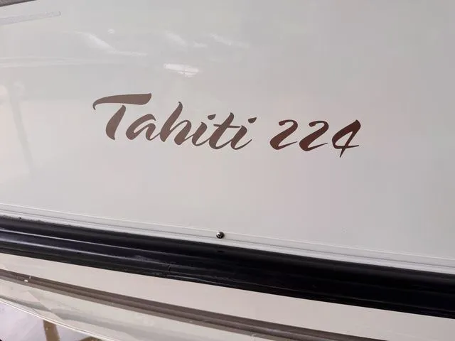 Slide: The Image of Lowe TH224 2003 - 5