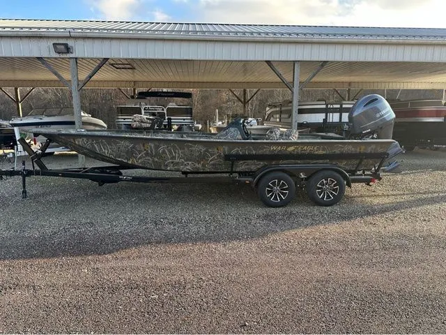 The Image of War Eagle IN STOCK 2170 Black Hawk Catfish Side Console 2025 - 1