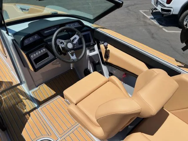 Slide: The Image of MasterCraft NXT24 2025 - 21