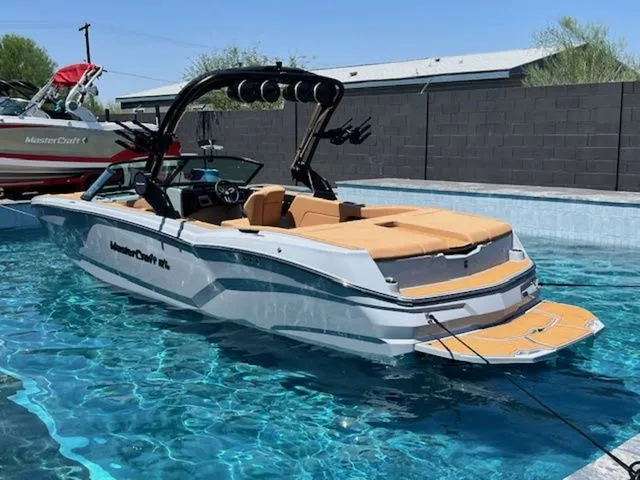 Slide: The Image of MasterCraft NXT24 2025 - 7