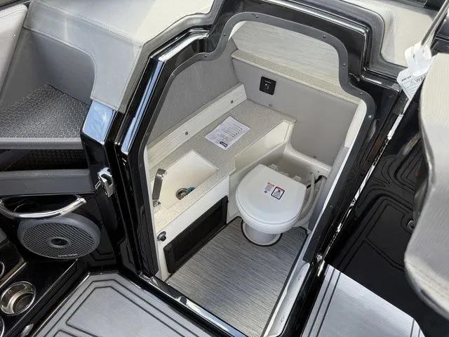 Slide: The Image of Cobalt R6 Surf 2026 - 19