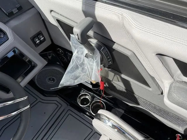 Slide: The Image of Cobalt R6 Surf 2026 - 25