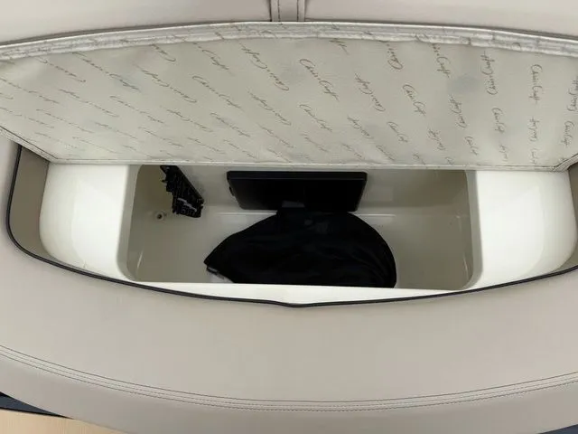 Slide: The Image of Chris-Craft Sportster 25 2026 - 9