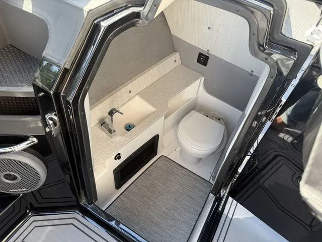 Slide: The Image of Cobalt R8 Surf 2026 - 25