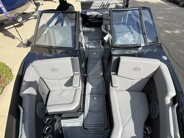 Slide: The Image of Cobalt R6 Surf 2026 - 29