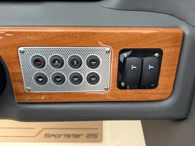 Slide: The Image of Chris-Craft Sportster 25 2026 - 21