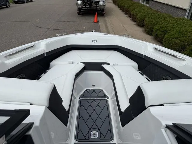 Slide: The Image of Cobalt R4 2026 - 34