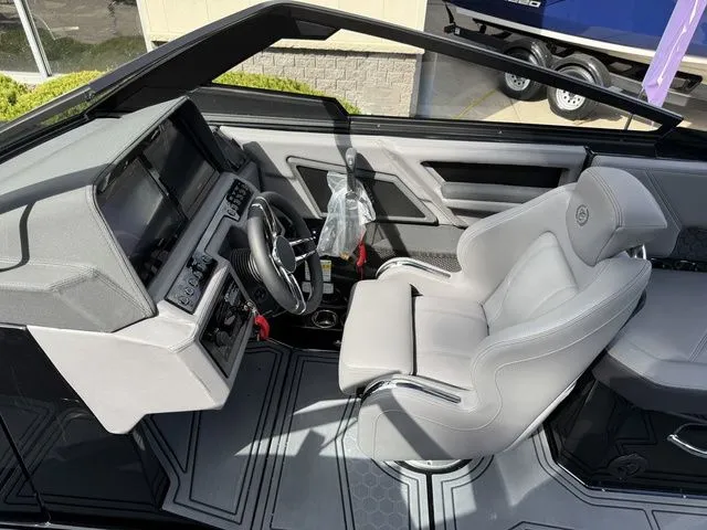 Slide: The Image of Cobalt R6 Surf 2026 - 20