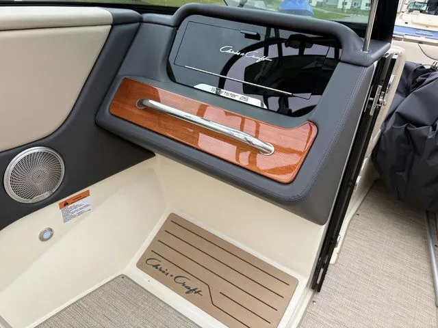 Slide: The Image of Chris-Craft Sportster 25 2026 - 25