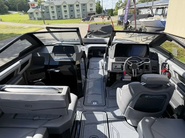 Slide: The Image of Cobalt R8 Surf 2026 - 20