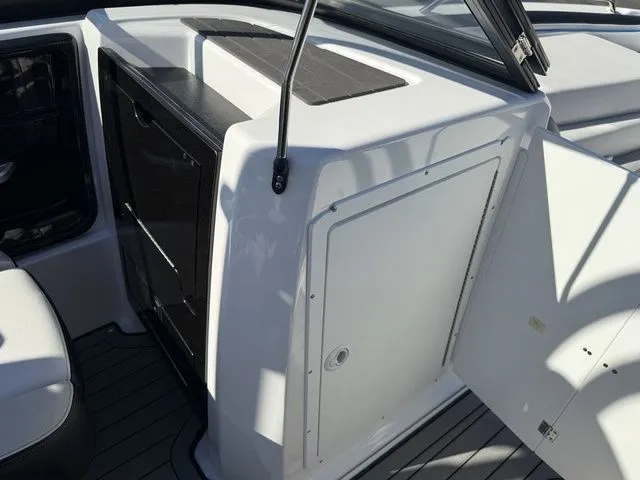 Slide: The Image of Yamaha 212X 2017 - 30