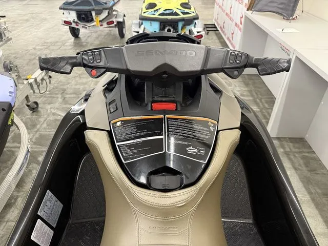 Slide: The Image of Sea-Doo GTX 2016 - 9