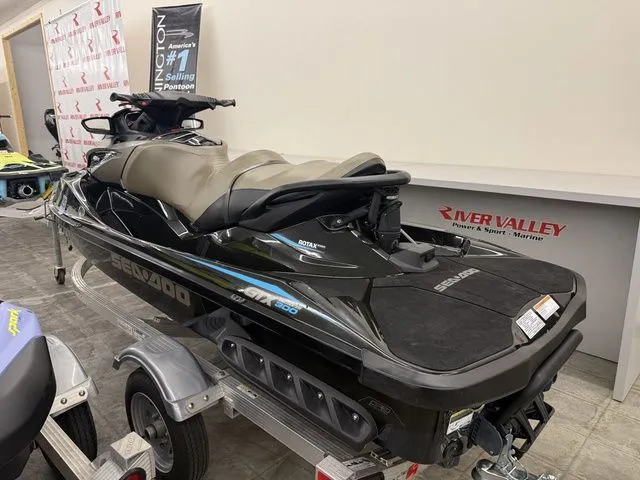 Slide: The Image of Sea-Doo GTX 2016 - 6