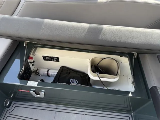 Slide: The Image of Cobalt R8 Surf 2026 - 12