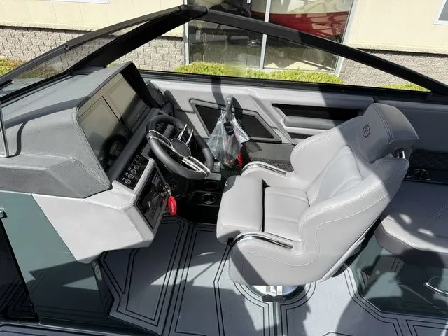 Slide: The Image of Cobalt R8 Surf 2026 - 22