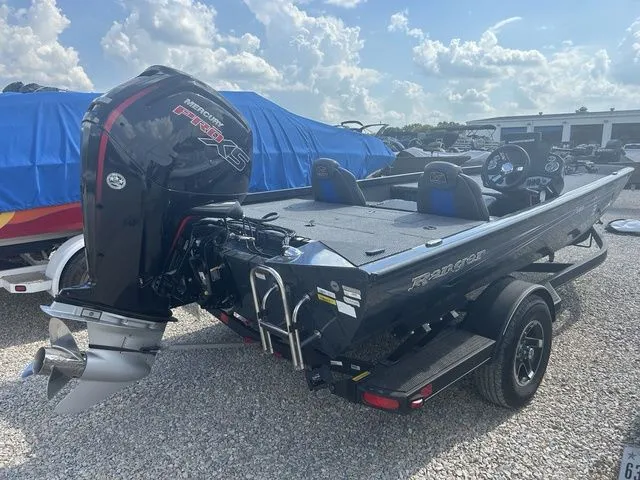 Slide: The Image of Ranger RT188 2022 - 4