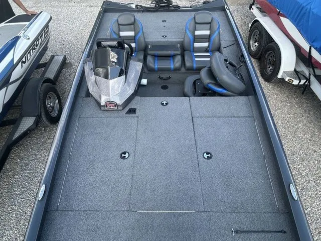 Slide: The Image of Ranger RT188 2022 - 6