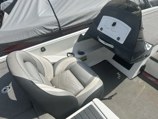 Slide: The Image of Legend V-20 DC 2018 - 8