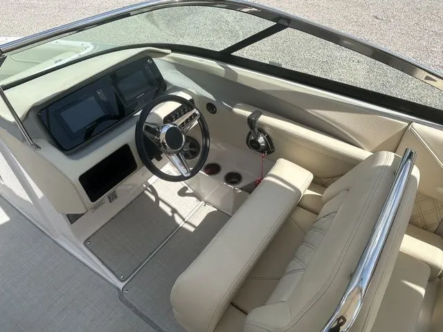 Slide: The Image of Regal LS6 2020 - 17