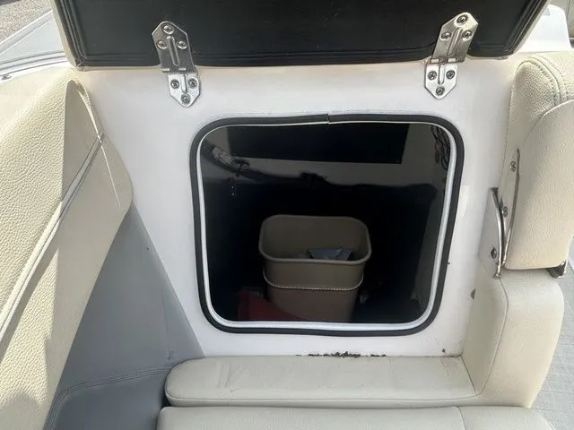 Slide: The Image of Regal LS6 2020 - 18