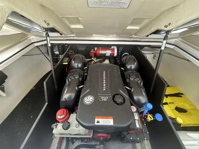 Slide: The Image of Regal LS6 2020 - 24