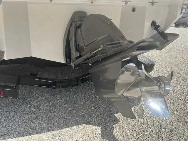 Slide: The Image of Regal LS6 2020 - 25