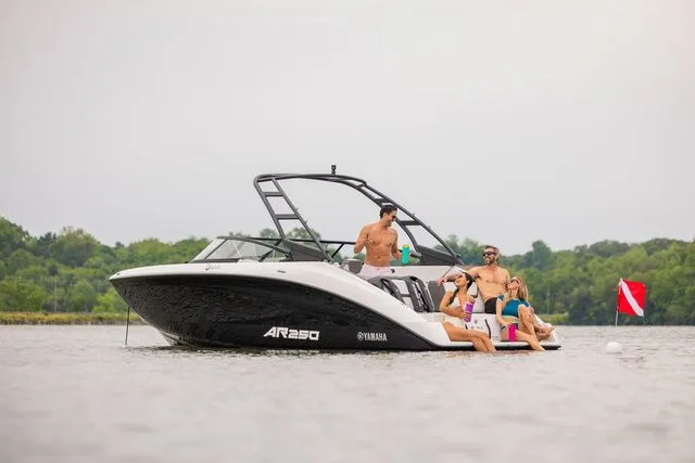 Slide: The Image of Yamaha AR250 2026 - 17