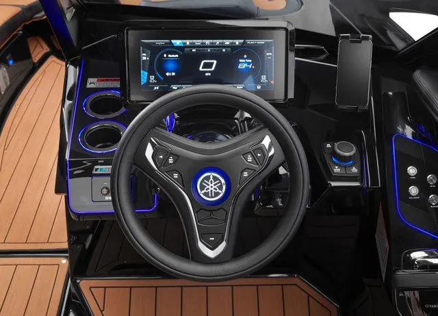 Slide: The Image of Yamaha 275SD 2026 - 3