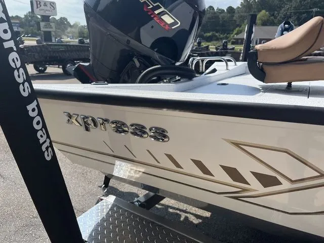 Slide: The Image of Xpress H22B 2026 - 9