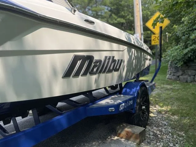 Slide: The Image of Malibu TXi Mo 2024 - 8