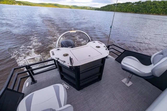 Slide: The Image of Lowe SF212 2026 - 4