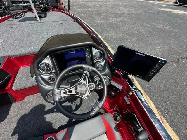 Slide: The Image of Triton TrX Patriot 19 2024 - 10