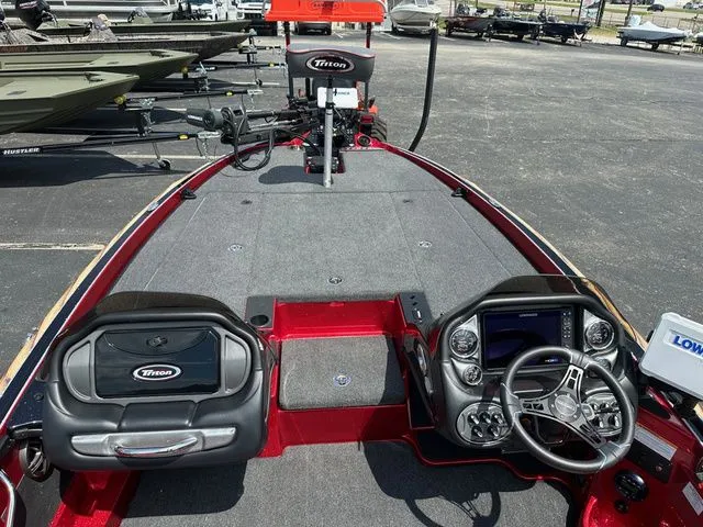 Slide: The Image of Triton TrX Patriot 19 2024 - 13