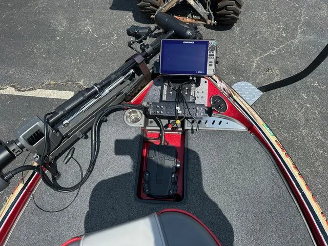 Slide: The Image of Triton TrX Patriot 19 2024 - 15