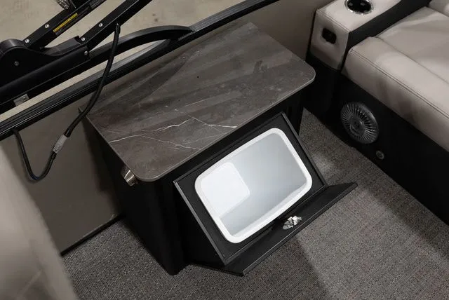 Slide: The Image of Barletta Cabrio 24UE 2026 - 16