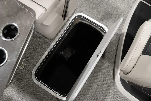 Slide: The Image of Barletta Cabrio 24UE 2026 - 17