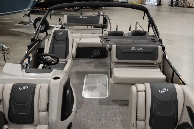 Slide: The Image of Barletta Cabrio 24UE 2026 - 3