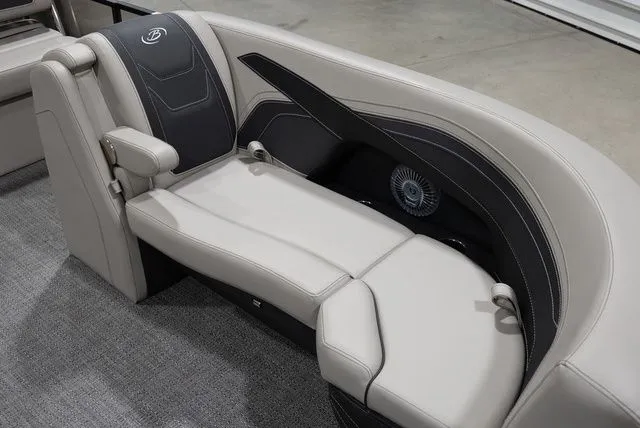 Slide: The Image of Barletta Cabrio 24UE 2026 - 5